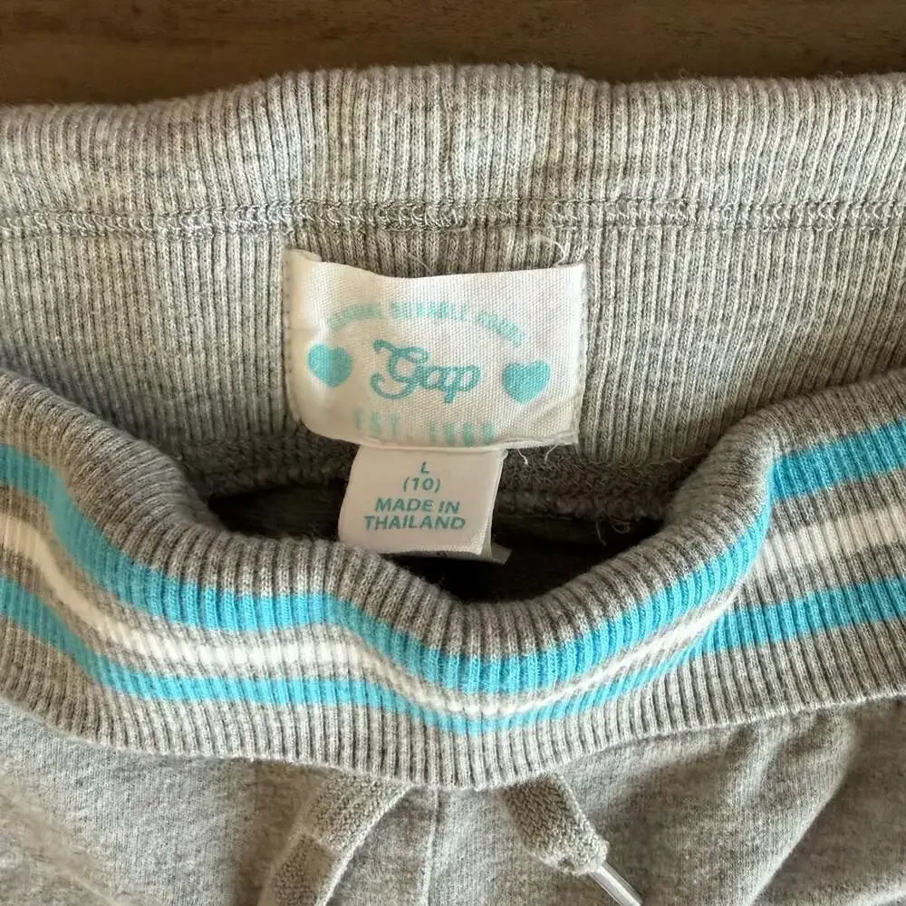 GAP kids gray